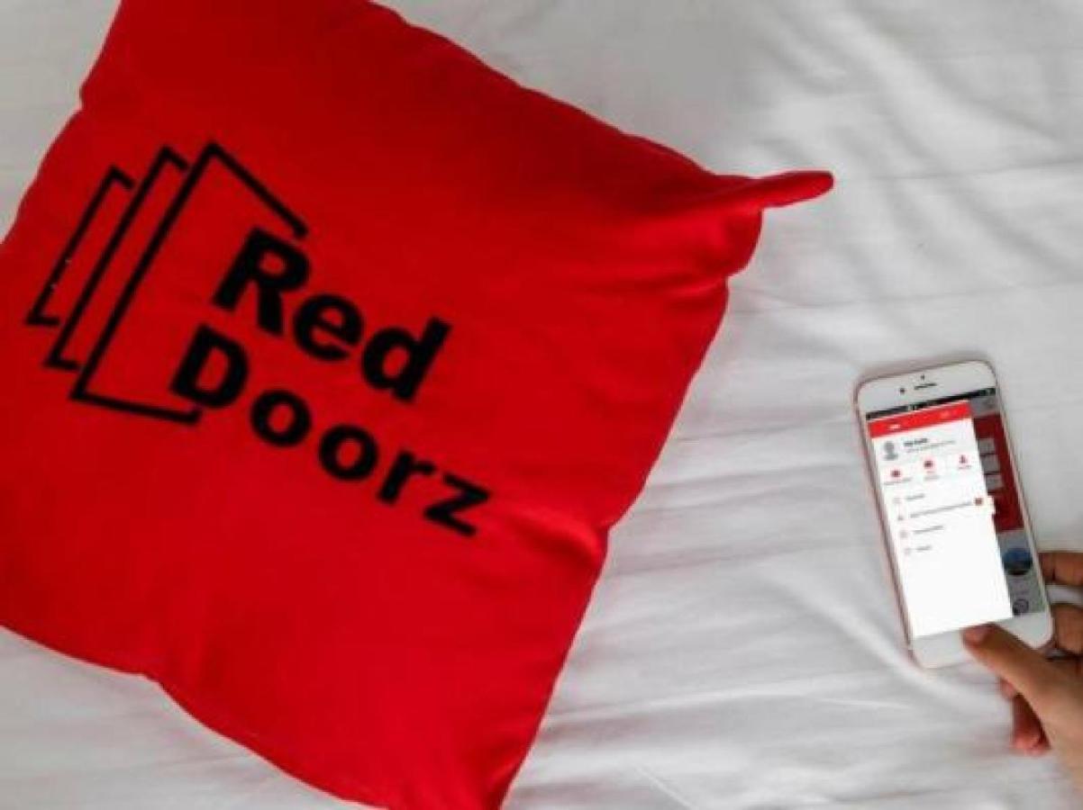 Hotel RedDoorz @ Mangga Besar 2 Jakarta Exterior foto